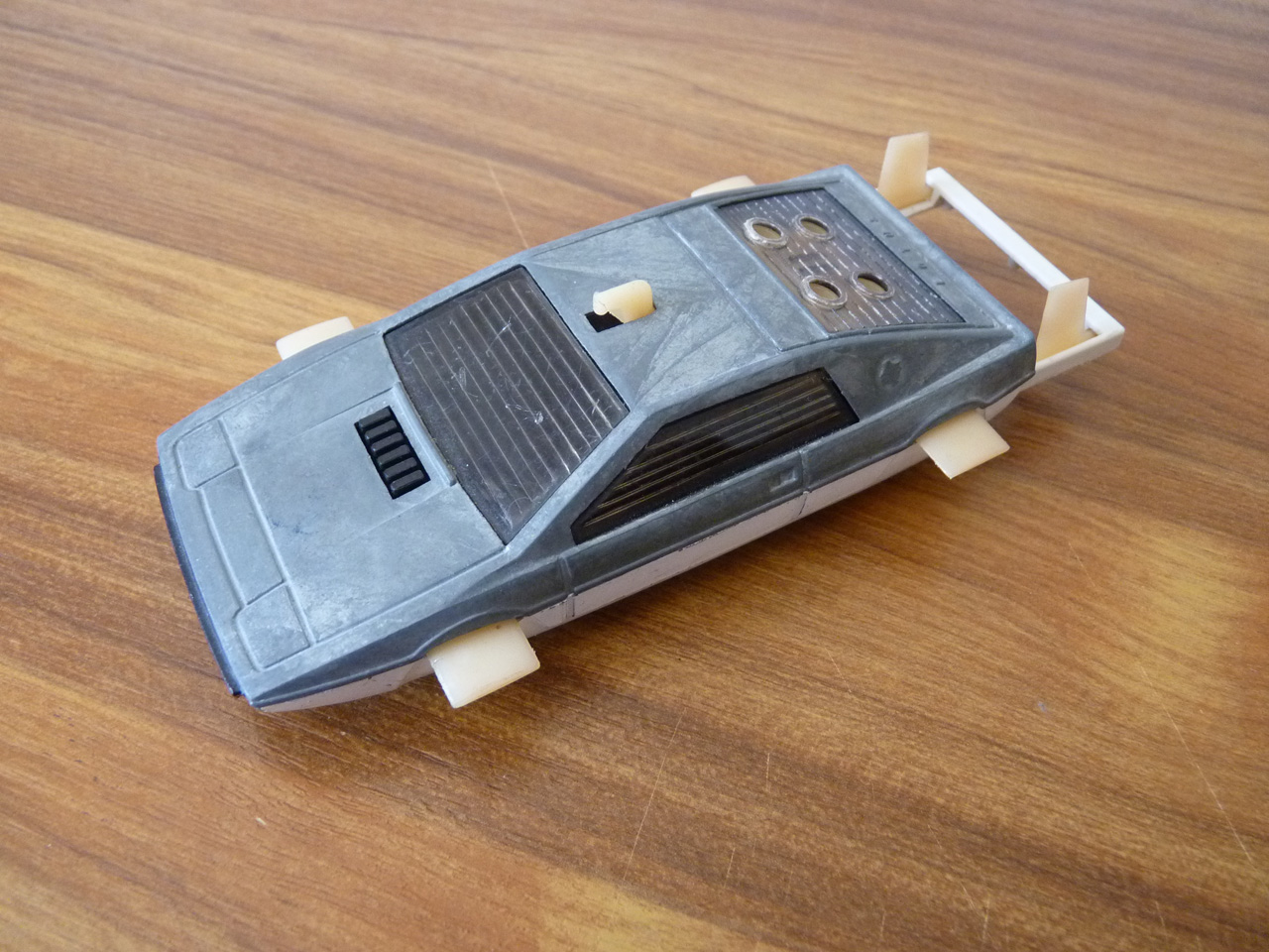 corgi james bond lotus esprit